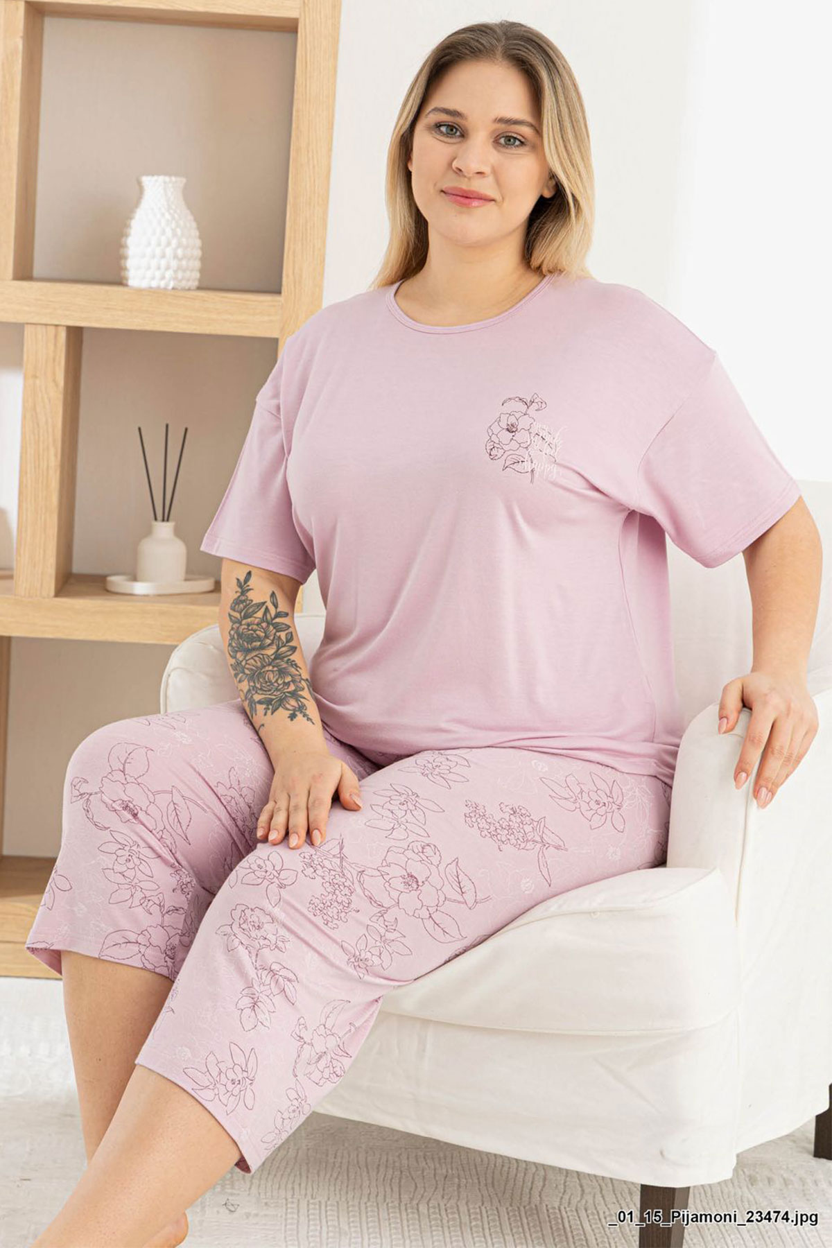 Pijamoni Kadın Kapri Takımı Kısa Kollu Bisiklet Yaka Çiçek Desenli Ring Viskon - Pudra - Thumbnail