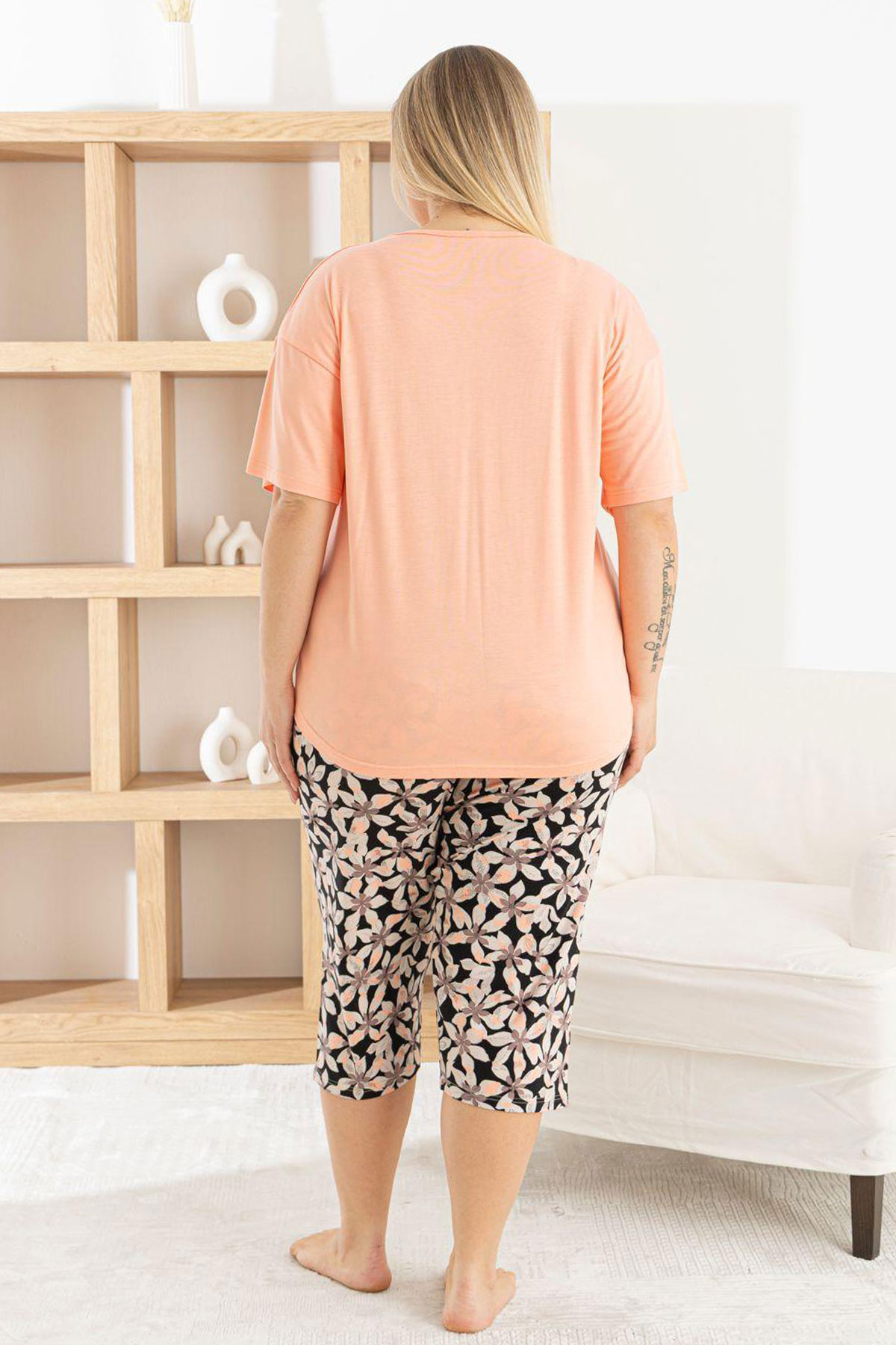 Pijamoni Kadın Kapri Takımı Kısa Kollu Bisiklet Yaka Çiçek Desenli Ring Viskon - Somon - Thumbnail