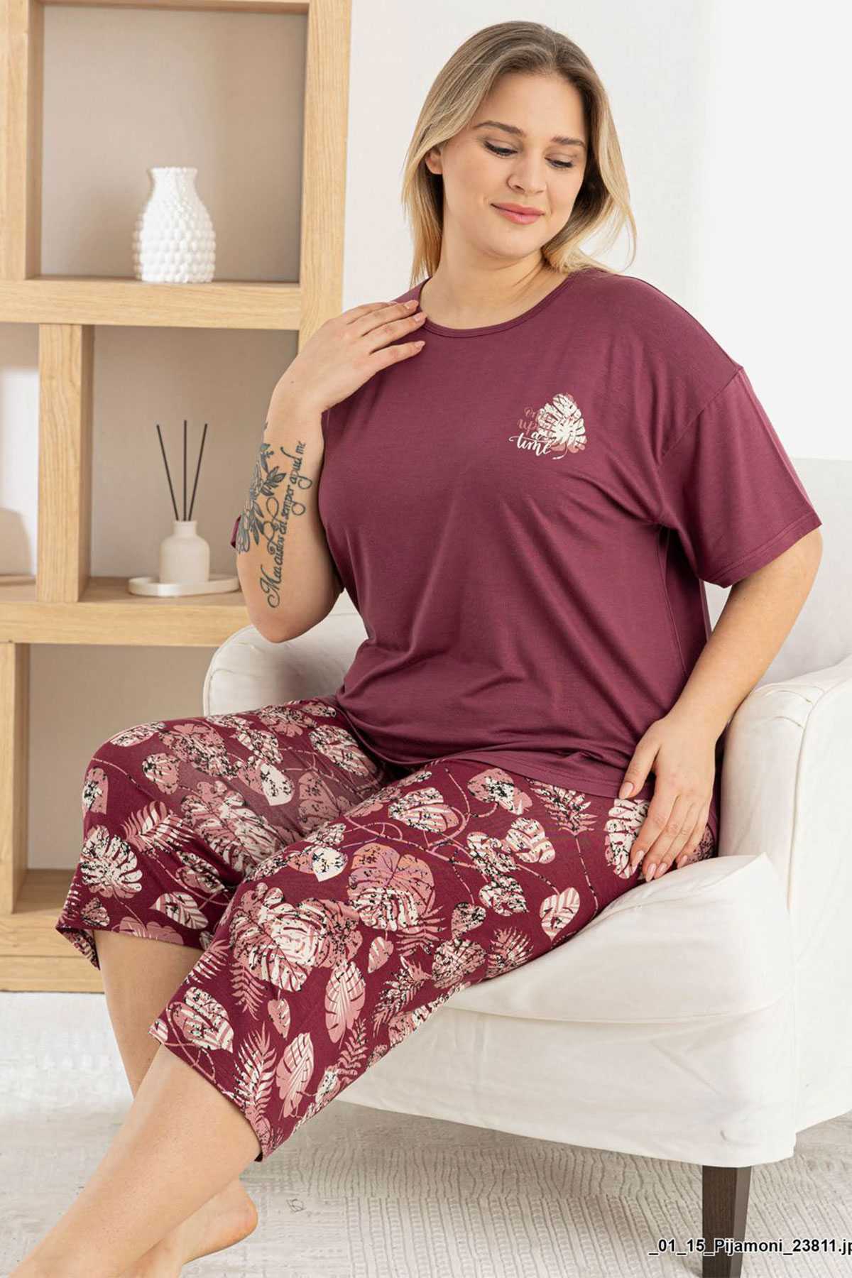 Pijamoni Kadın Kapri Takımı Kısa Kollu Bisiklet Yaka Yaprak Desenli Ring Viskon - Mürdüm - Thumbnail