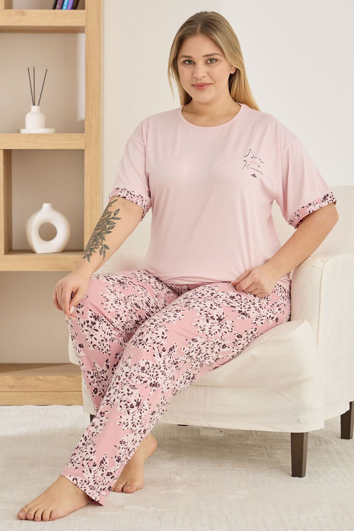 Pijamoni Kadın Pijama Takımı Büyük Beden Kısa Kollu Bisiklet Yaka Milan Desenli - Pembe - Thumbnail