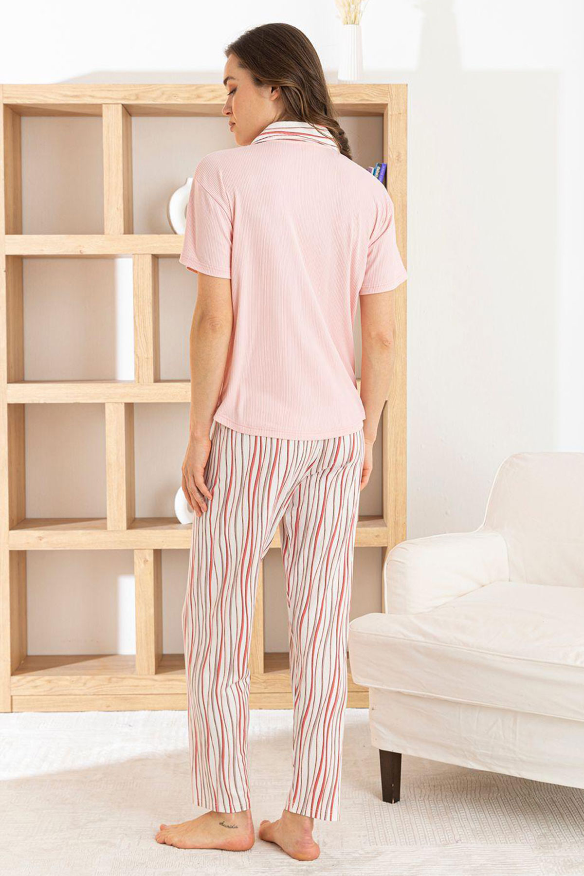 Pijamoni Kadın Pijama Takımı Kısa Kollu Gömlek Yaka Çizgi Desenli Oslo Kumaş - Pembe - Thumbnail