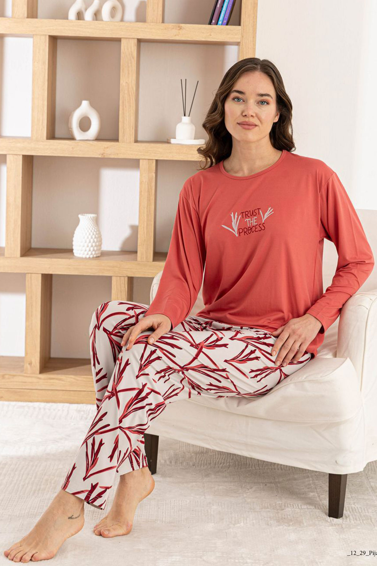 Pijamoni Kadın Pijama Takımı Uzun Kol Yuvarlak Yaka Milan Desenli - Narçiçeği - Thumbnail