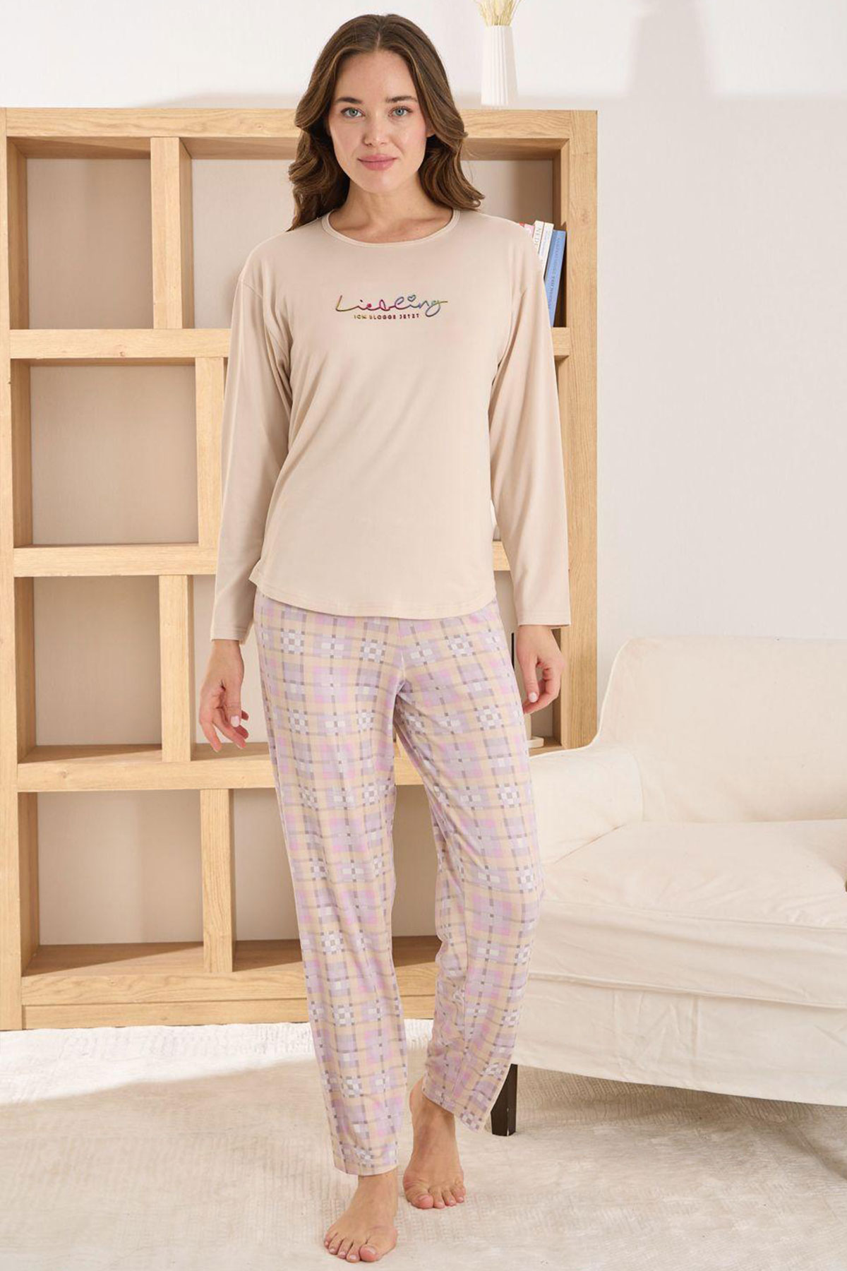Pijamoni Kadın Pijama Takımı Uzun Kol Yuvarlak Yaka Milan Ekose Desenli - Bej - Thumbnail