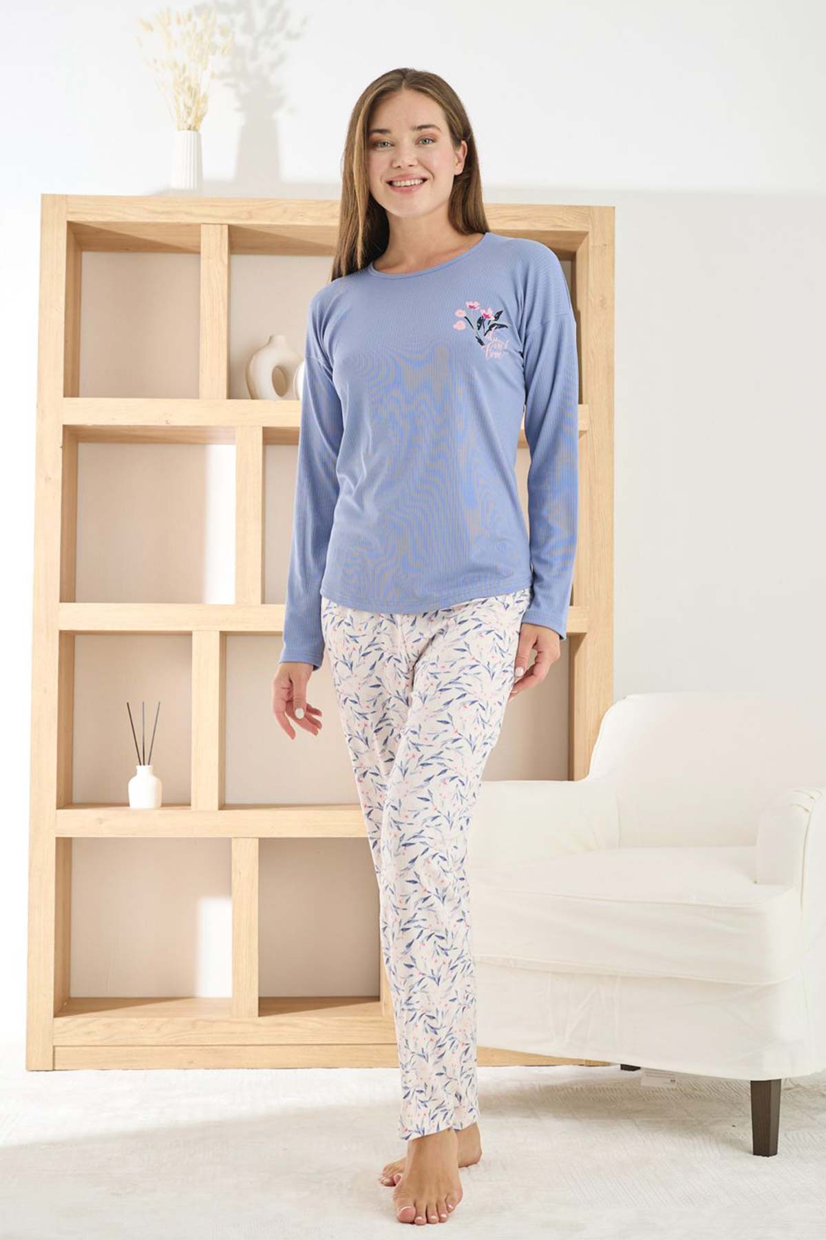 Pijamoni Kadın Pijama Takımı Uzun Kollu Bisiklet Yaka Berlin Raporlu Yaprak Desenli - Lila - Thumbnail