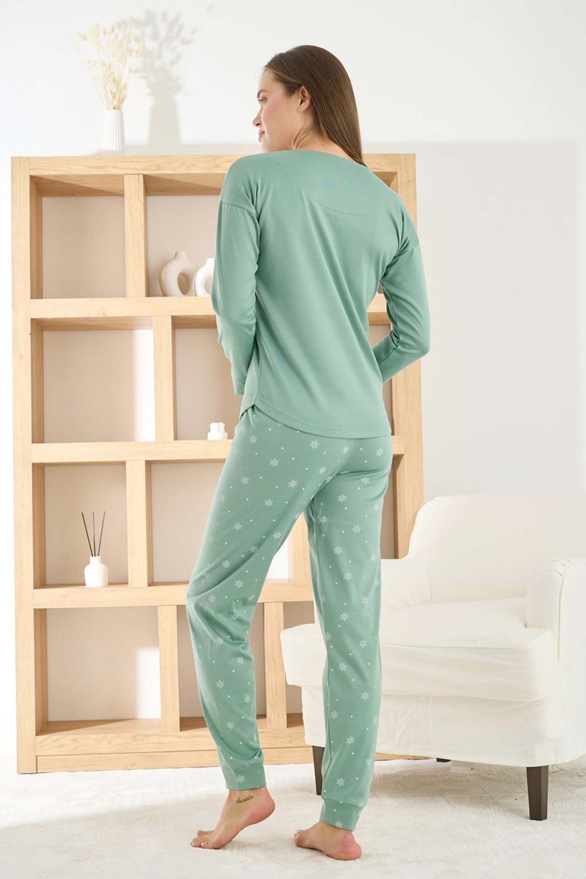 Pijamoni Kadın Pijama Takımı Uzun Kollu Bisiklet Yaka Termosoft Manşetli Paça - Yeşil - Thumbnail