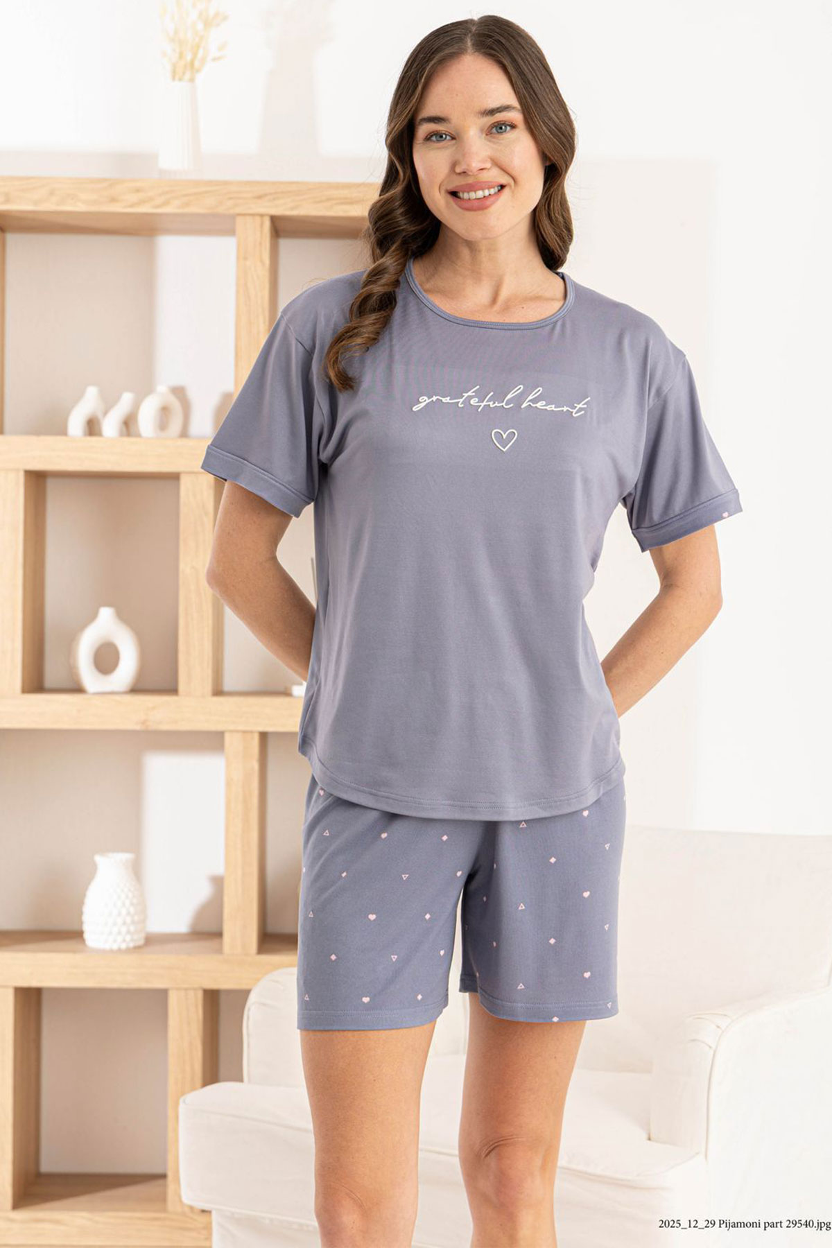 Pijamoni Kadın Şortlu Takım Kısa Kol Yuvarlak Yaka Desenli Milan - Füme - Thumbnail