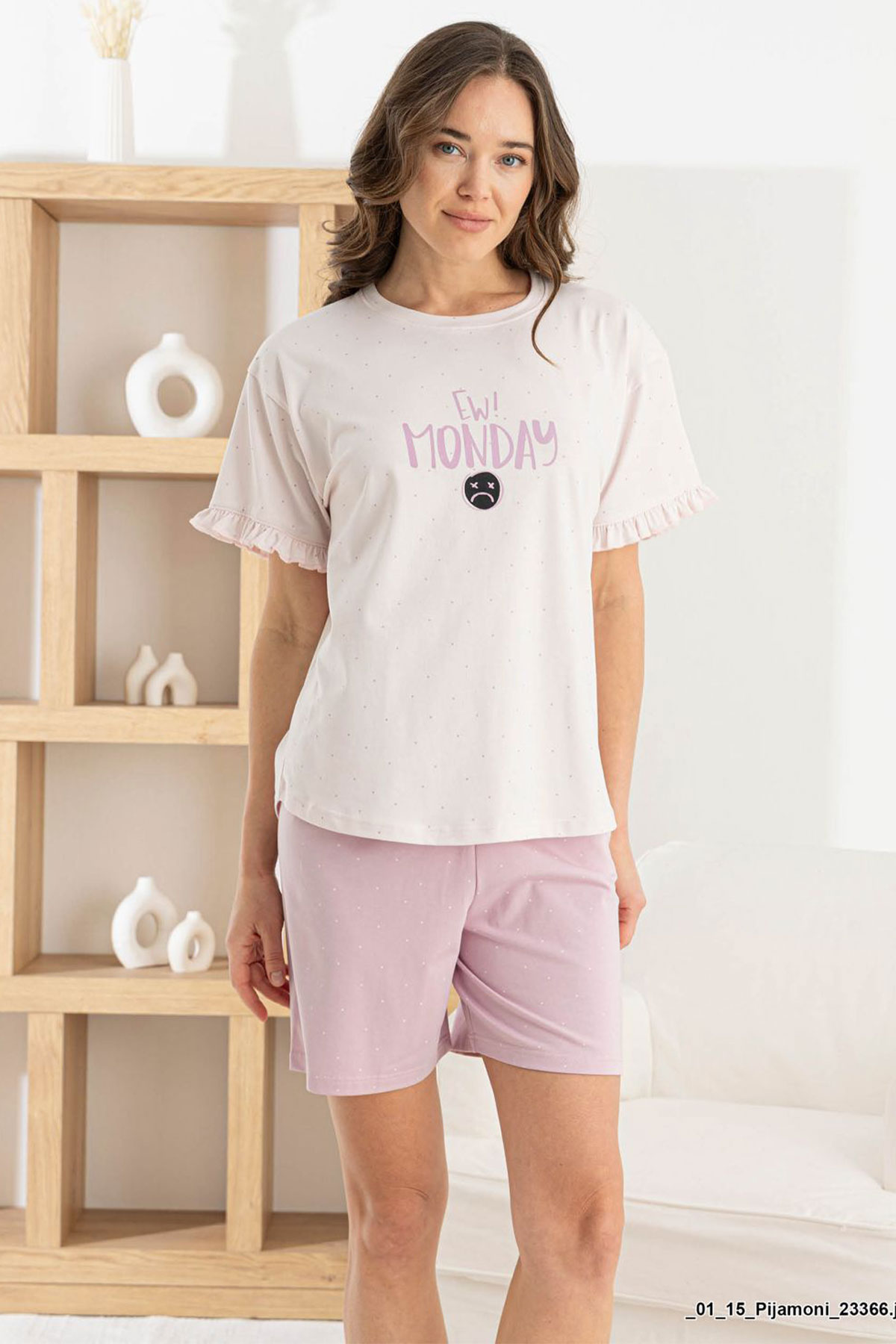 Pijamoni Kadın Şortlu Takım Kısa Kollu Yuvarlak Yaka Monday Yazılı Likralı Pamuk - Toz Pembe - Thumbnail