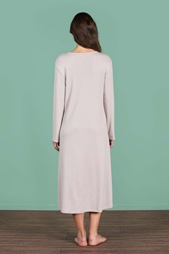 PINARCA EV GİYİM - Pınarca Kadın Gecelik Uzun Kollu Düğmeli Düz Melisa - Vizon (1)