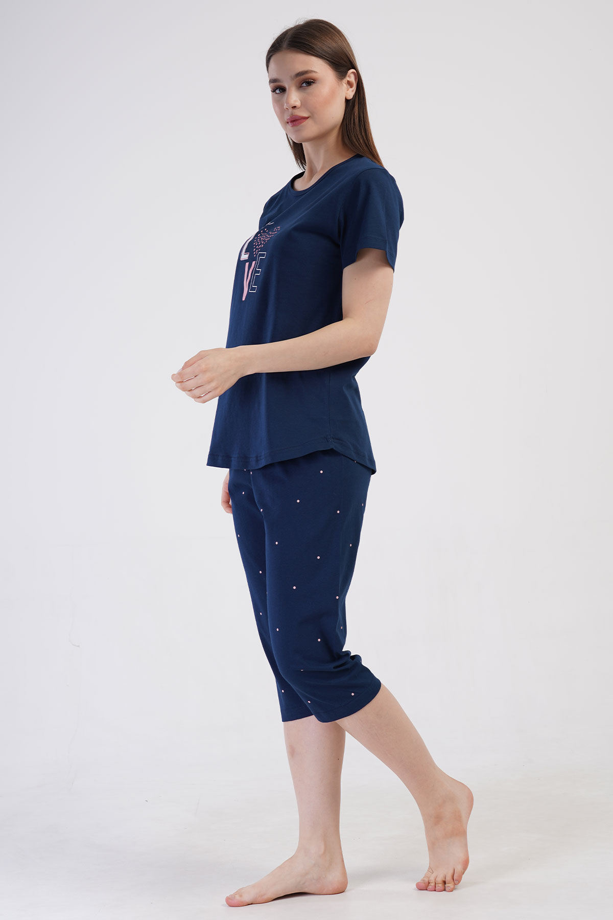 Pınarca Kadın Kapri Takım Büyük Beden Kısa Kollu Pamuklu Bisiklet Yaka Love Yazılı - Lacivert - Thumbnail