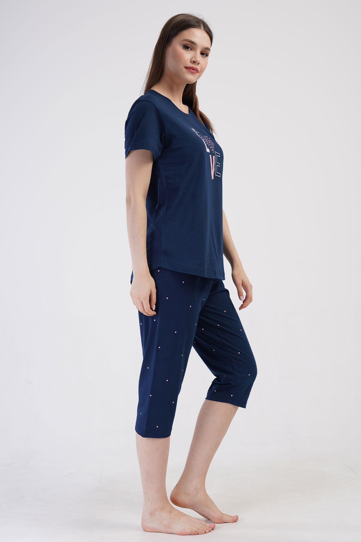 Pınarca Kadın Kapri Takım Büyük Beden Kısa Kollu Pamuklu Bisiklet Yaka Love Yazılı - Lacivert - Thumbnail