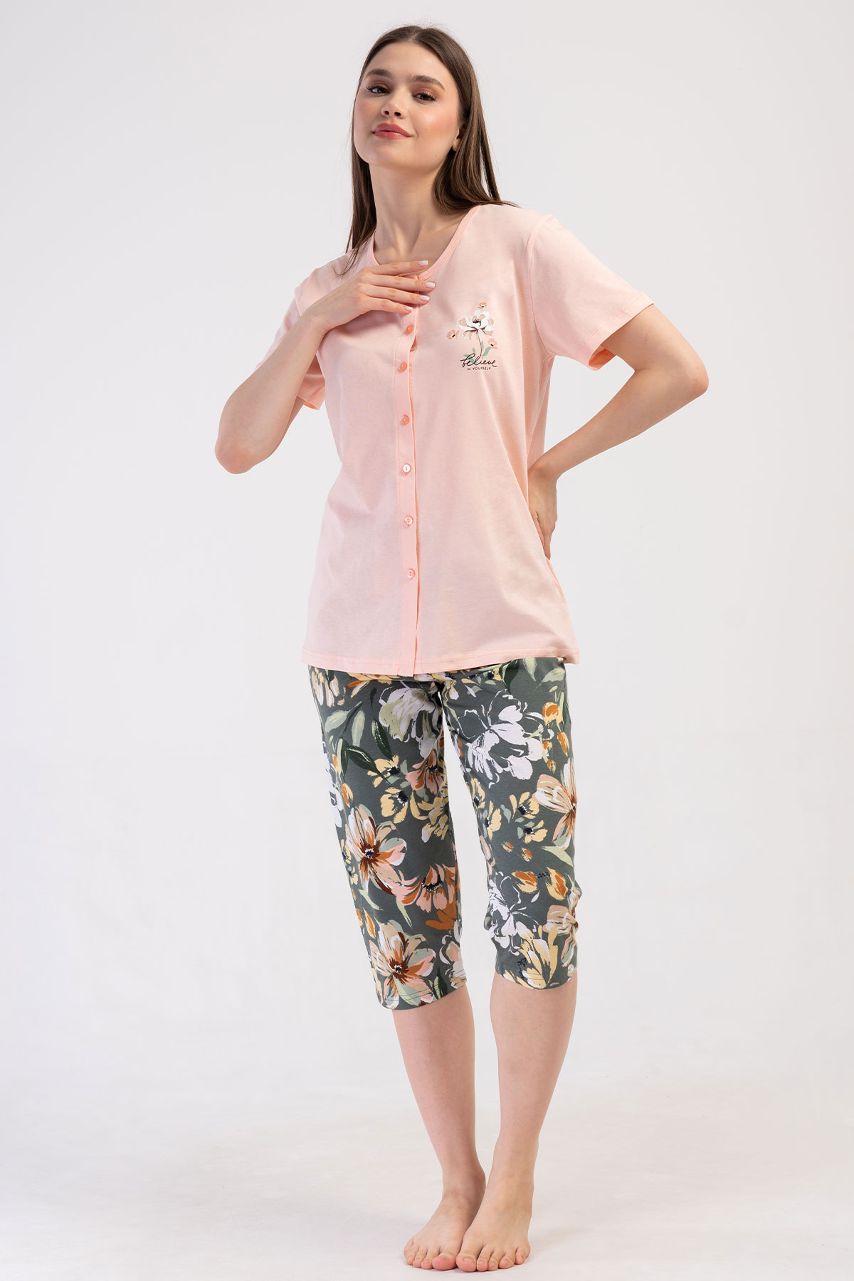 Pınarca Kadın Kapri Takım Büyük Beden Kısa Kollu Pamuklu Gömlek Yaka Çiçek Desenli - Pembe - Thumbnail