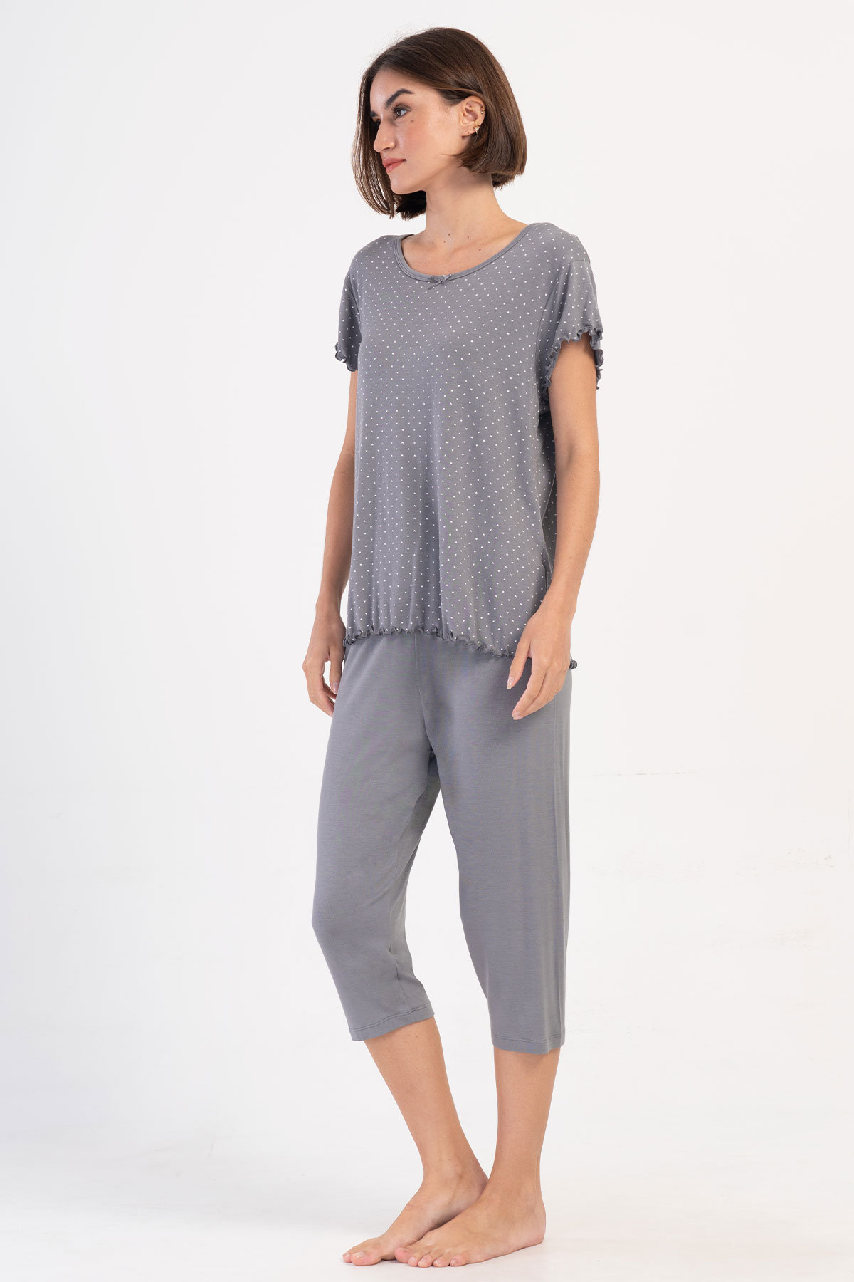 Pınarca Kadın Kapri Takım Büyük Beden Kısa Kollu Viskon Bisiklet Yaka Puantiyeli - Gri - Thumbnail