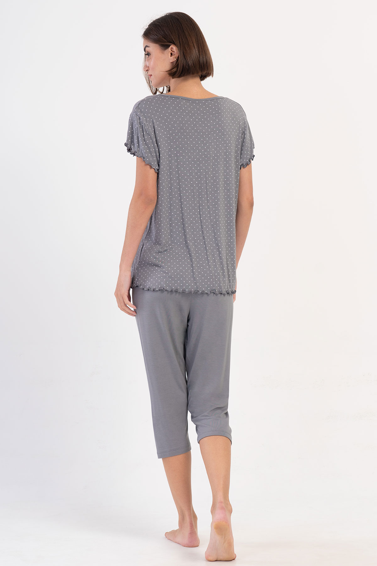 Pınarca Kadın Kapri Takım Büyük Beden Kısa Kollu Viskon Bisiklet Yaka Puantiyeli - Gri - Thumbnail
