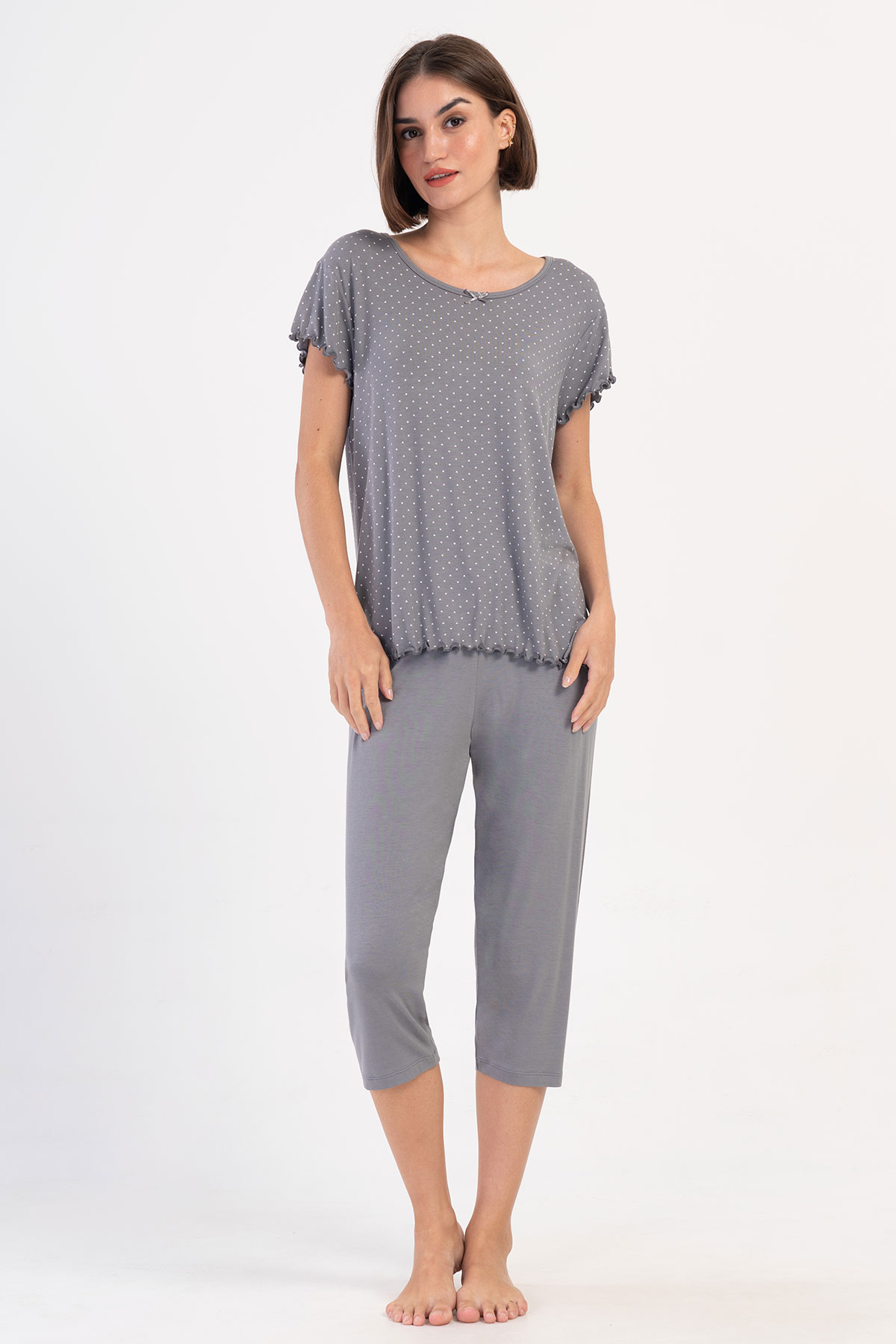 Pınarca Kadın Kapri Takım Büyük Beden Kısa Kollu Viskon Bisiklet Yaka Puantiyeli - Gri - Thumbnail
