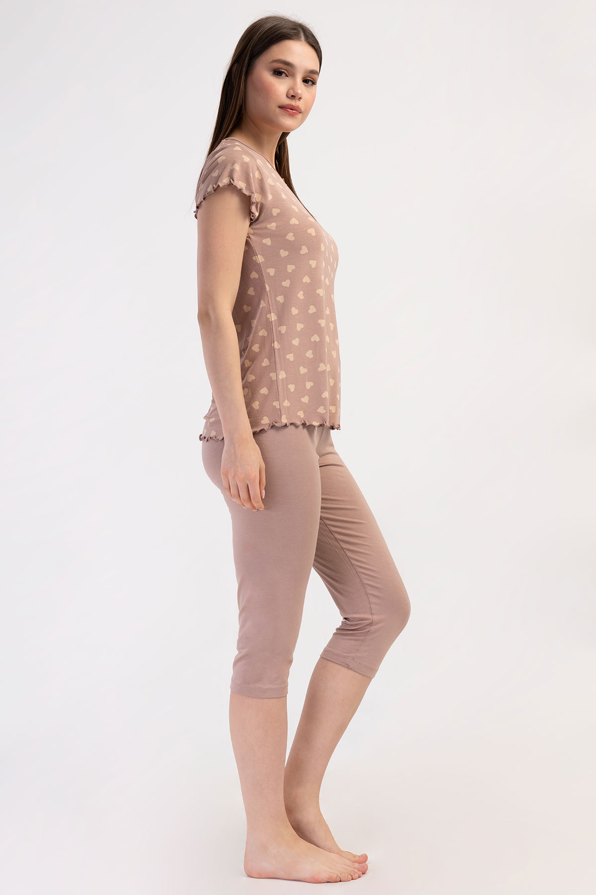 Pınarca Kadın Kapri Takım Kısa Kollu Viskon Bisiklet Yaka Kalp Desenli - Açık Kahve - Thumbnail