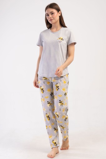 PINARCA EV GİYİM - Pınarca Kadın Pijama Takımı Kısa Kollu Pamuklu Bisiklet Yaka Arı Baskılı - Gri