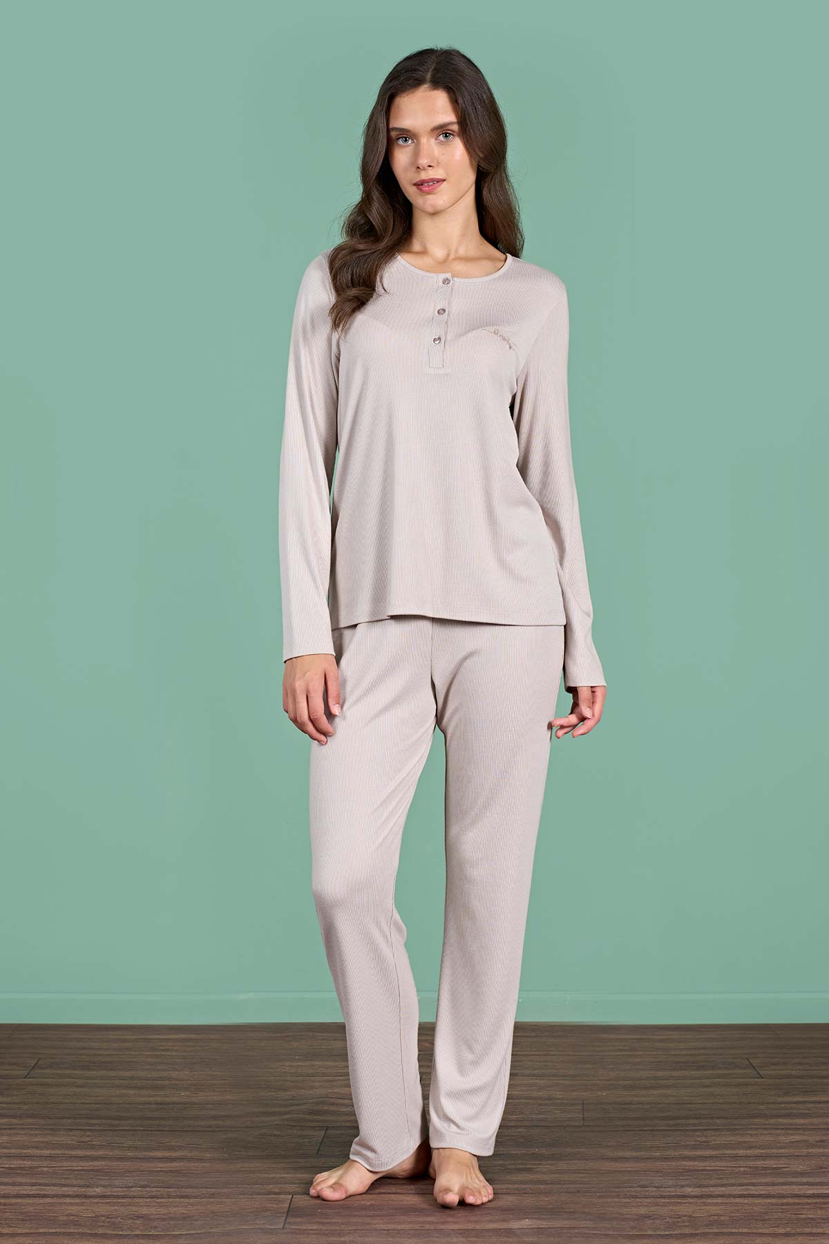 Pınarca Kadın Pijama Takımı Uzun Kollu Düğmeli Düz Melisa - Gri - Thumbnail