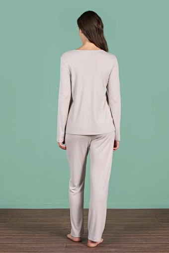 PINARCA EV GİYİM - Pınarca Kadın Pijama Takımı Uzun Kollu Düğmeli Düz Melisa - Vizon (1)