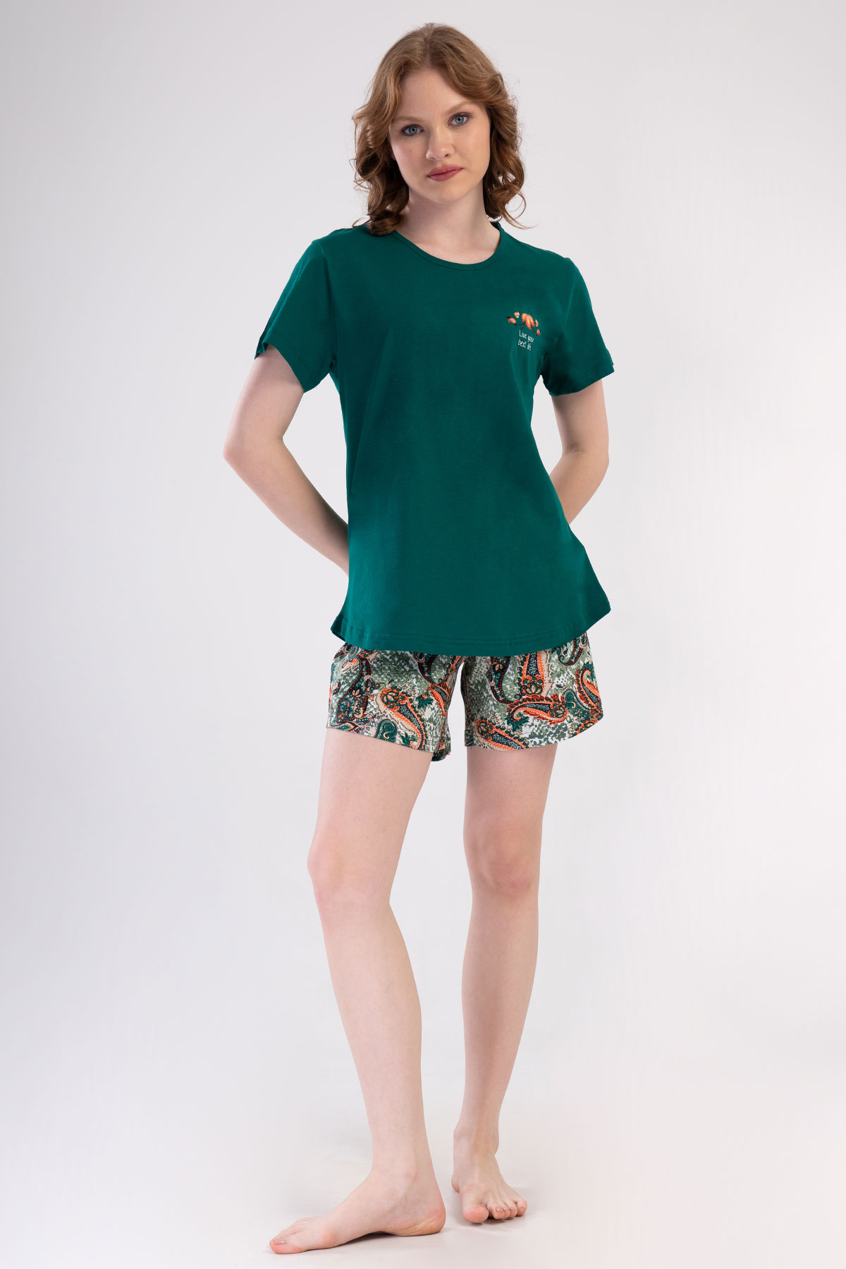 Pınarca Kadın Şortlu Takım Büyük Beden Kısa Kollu Pamuklu Bisiklet Yaka Şal Desenli - Yeşil - Thumbnail