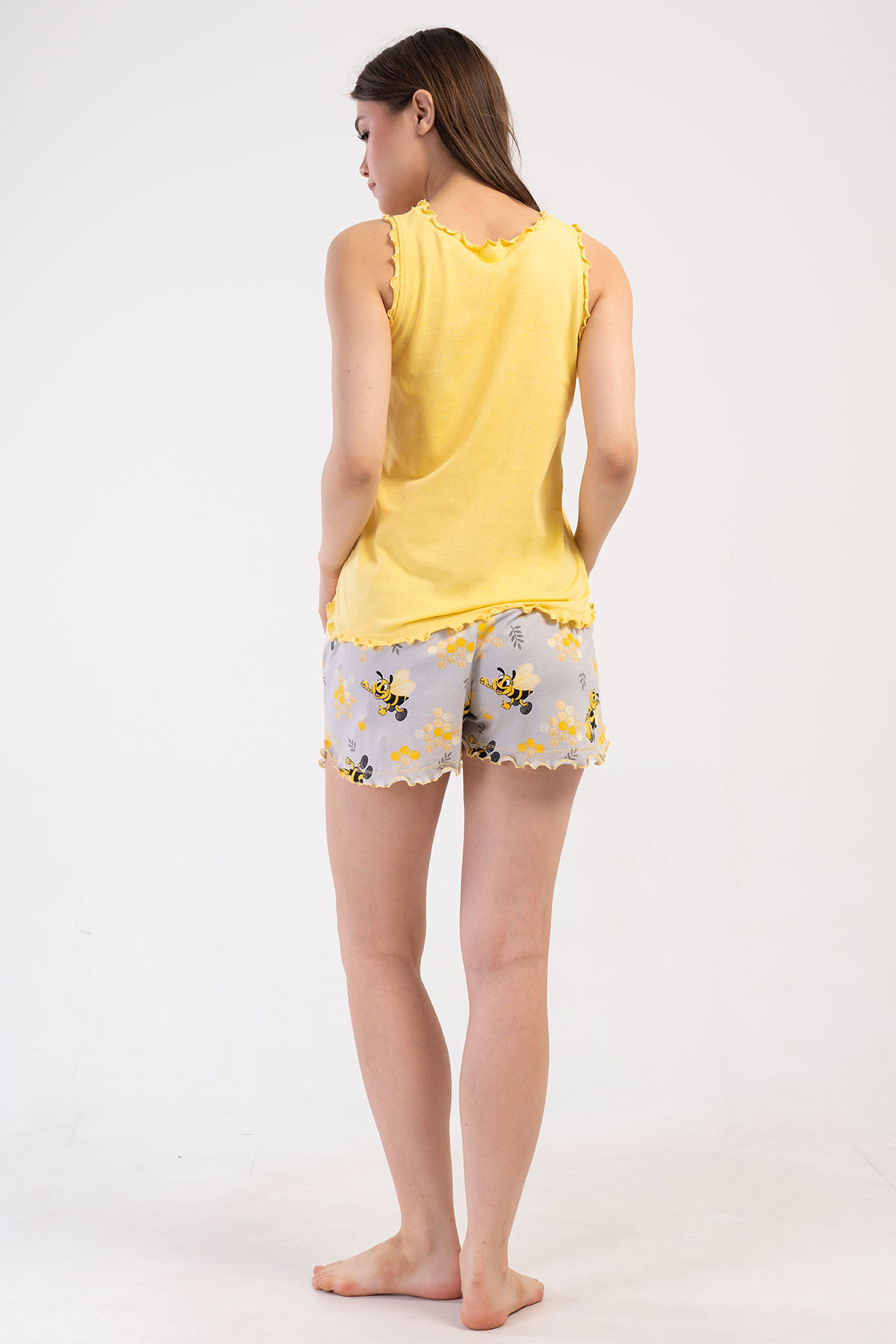 Pınarca Kadın Şortlu Takım Kalın Askılı Fırfırlı Pamuklu Kare Yaka Arı Desenli - Sarı - Thumbnail