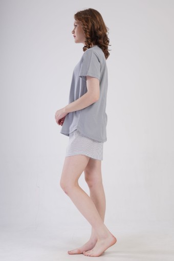 PINARCA EV GİYİM - Pınarca Kadın Şortlu Takım Kısa Kollu Büyük Beden Pamuklu Bisiklet Yaka Kalp Desenli - Gri (1)