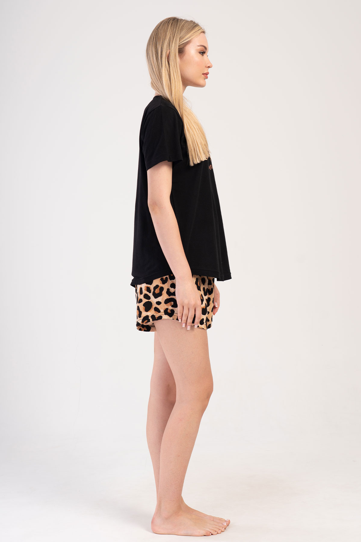 Pınarca Kadın Şortlu Takım Kısa Kollu Büyük Beden Pamuklu Bisiklet Yaka Leopar Desenli - Siyah - Thumbnail