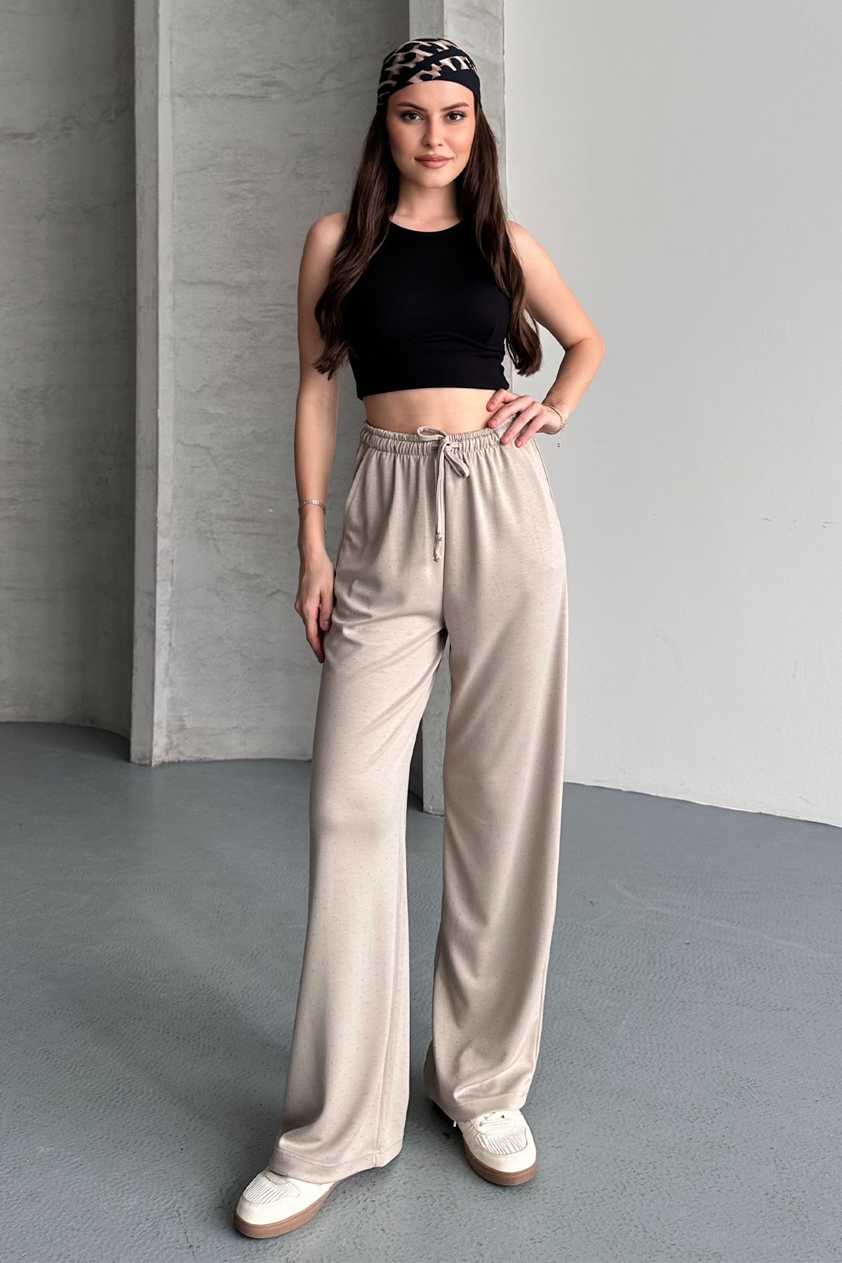 Pogi Kadın Tek Alt Eşofman Pamuk Likralı Bol Paça Taşlı - Bej - Thumbnail