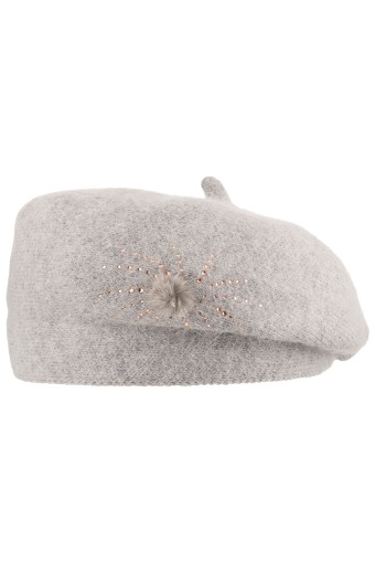 Suyutti - Suyutti Kadın Ressam Bere