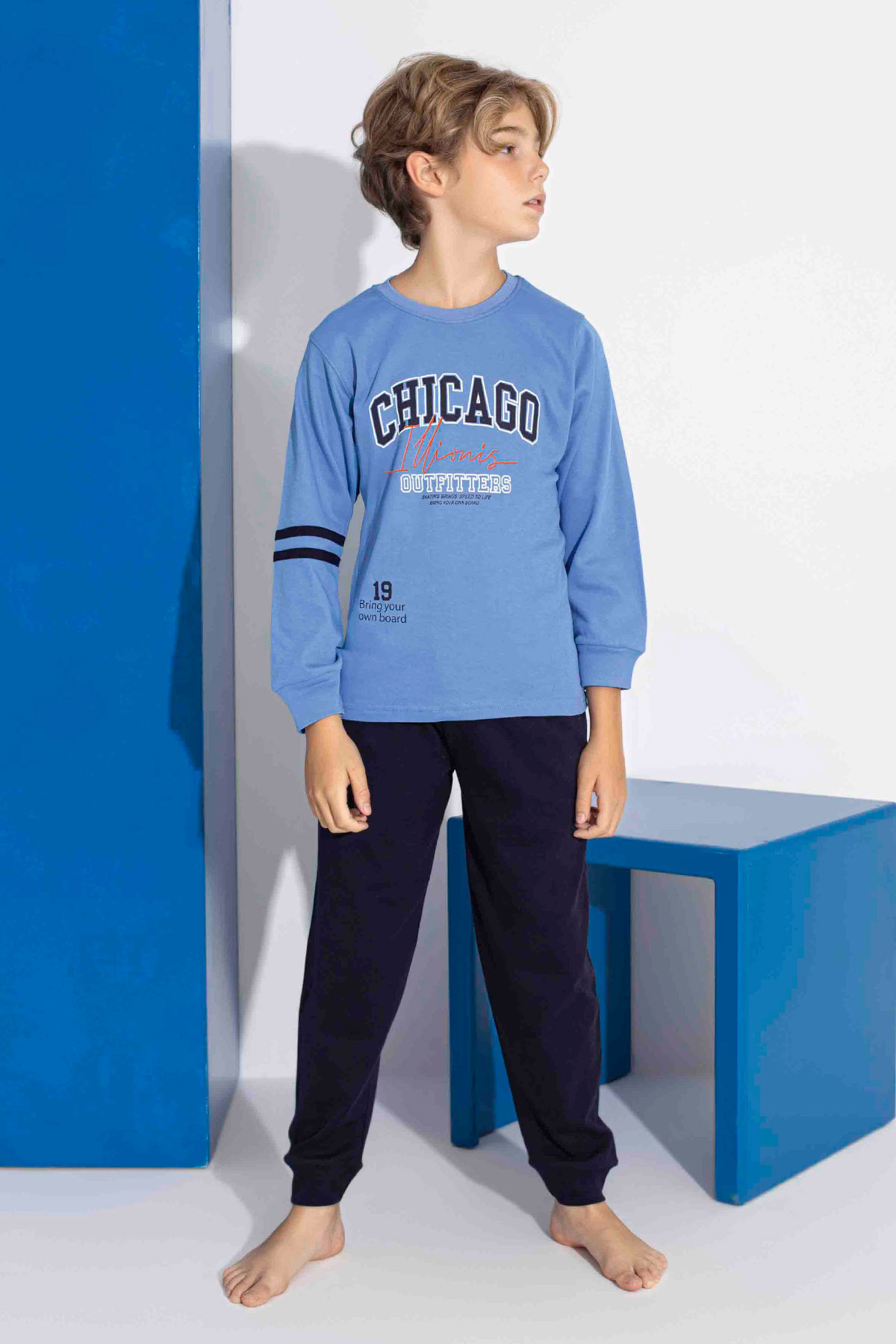 Tarık Erkek Garson Pijama Takımı Uzun Kollu Chicogo Baskılı Paça Manşetli - Mavi - Thumbnail