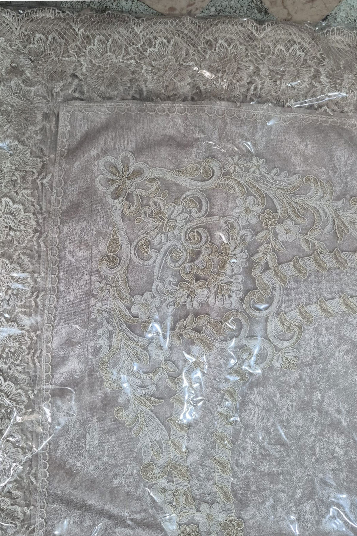 Zerre Home Fistolu Bohça Kadife 95Cm - Thumbnail