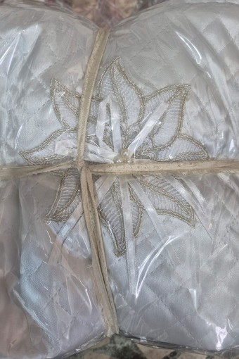 ZERRE HOME - Zerre Kazak Hurcu Lüks Saten İnci Çiçekli Kurdeleli (1)